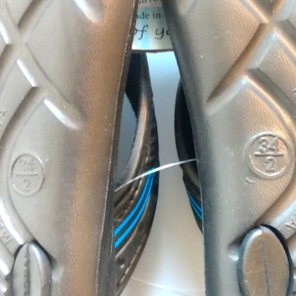 AIR BALANCE YOUTH SIZE 2 BLACK BLUE BEACH WALKER SANDALS FLIP-FLOPS SIZE 2 NWT - Picture 7 of 7